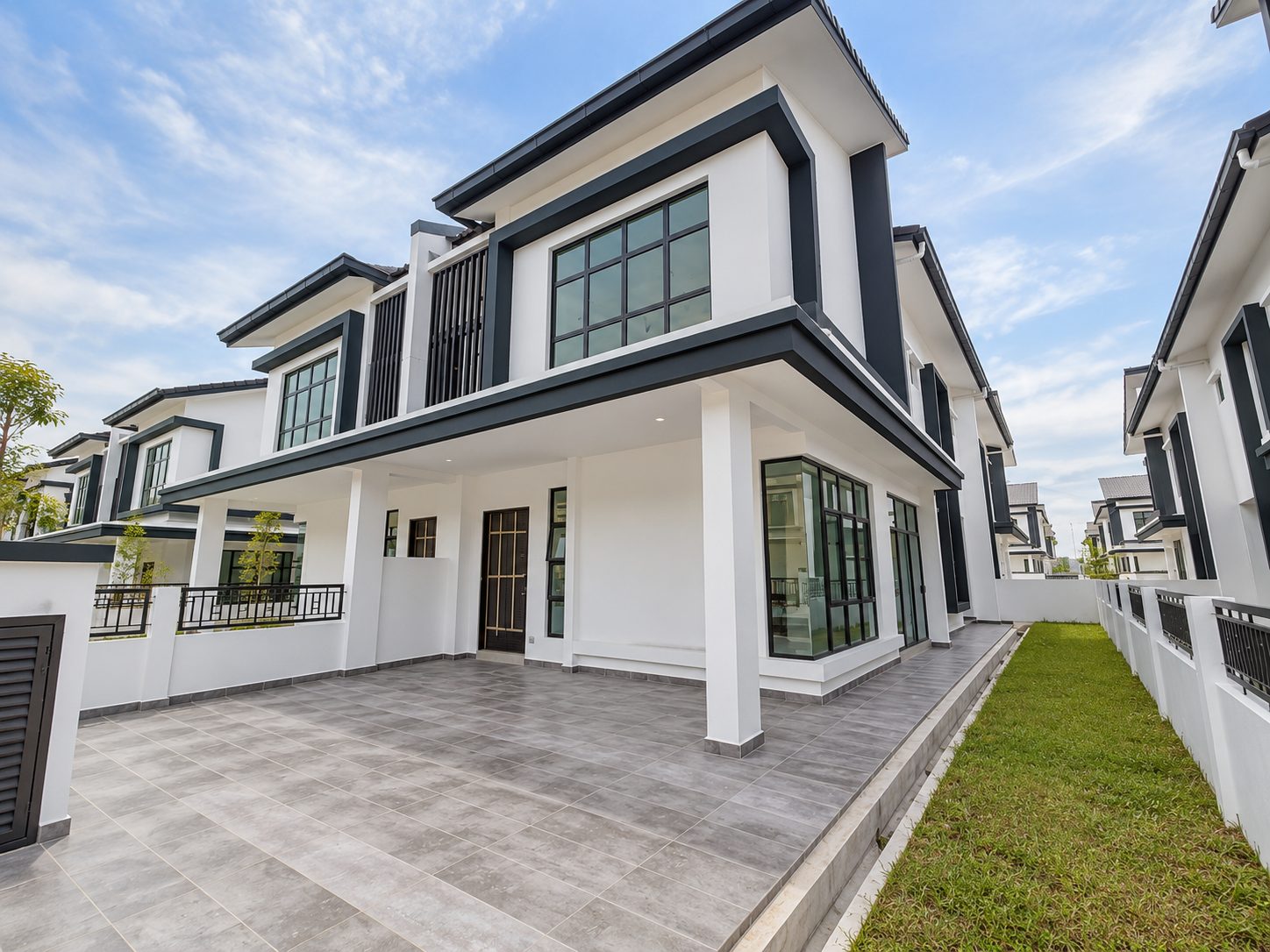 Mutiara Maju 1